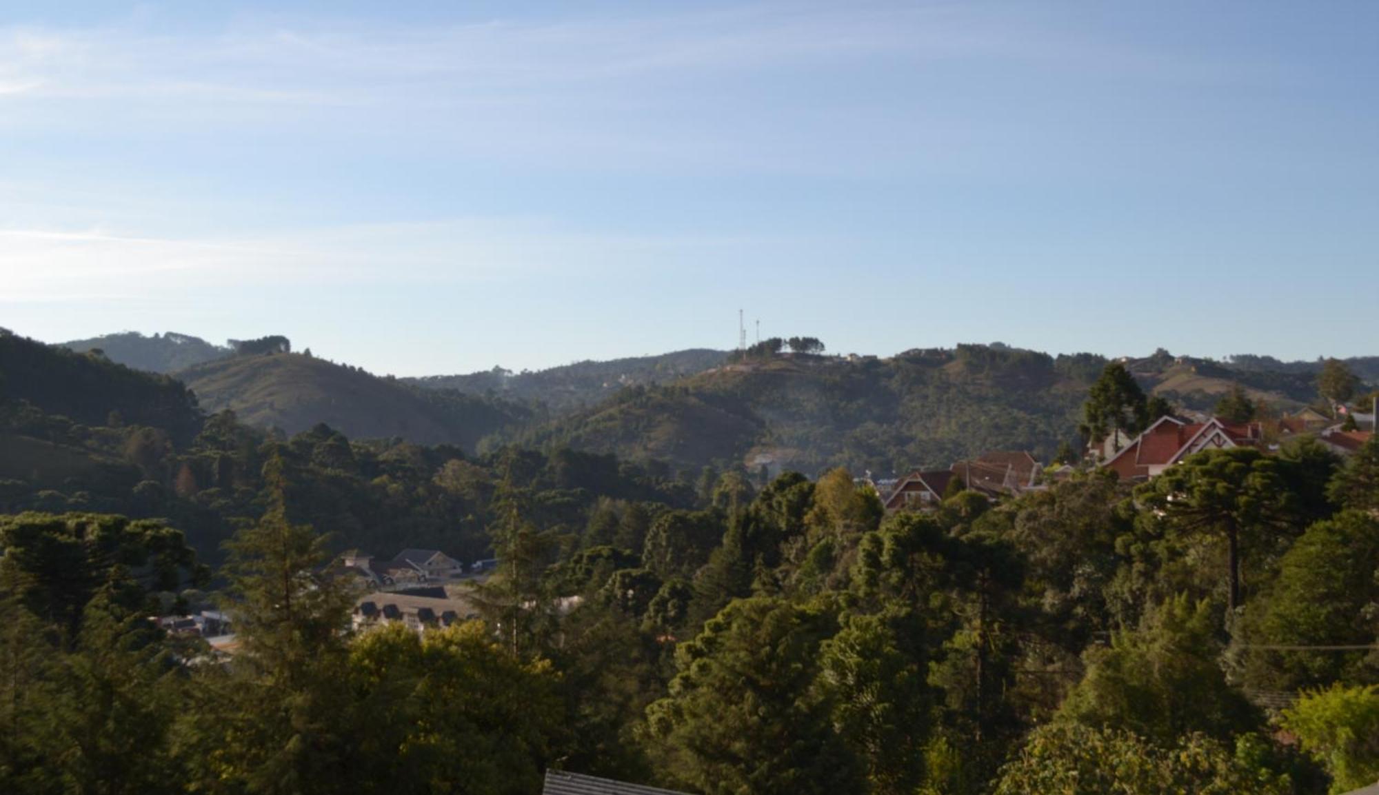 Campos do Jordão Pousada Alpes Da Serra מראה חיצוני תמונה